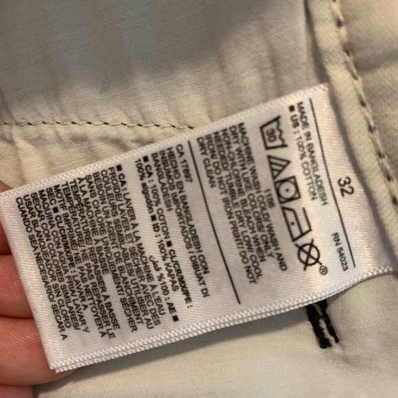 💜 Old Navy Men's Lived-In Straight Chino Shorts - Gray - Size 32 - Picture 3 of 6